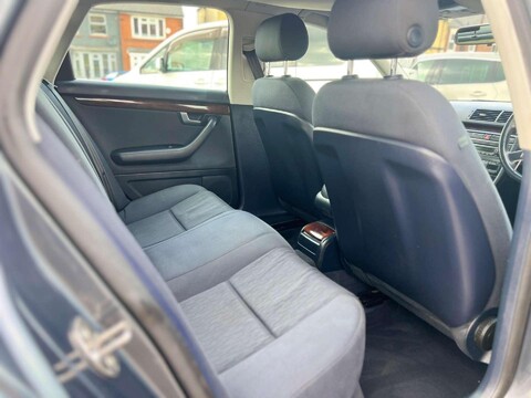 Audi A4 2.0 SE 4dr 22
