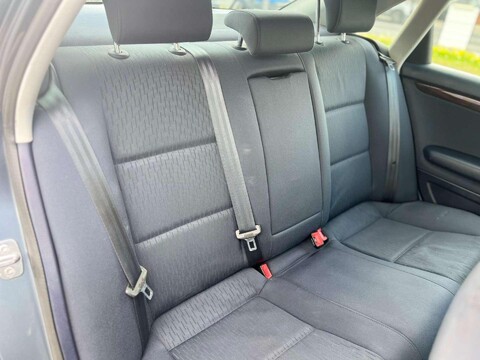 Audi A4 2.0 SE 4dr 23