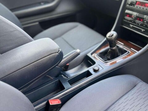 Audi A4 2.0 SE 4dr 38