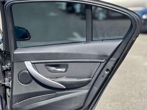 BMW 3 Series 2.0 320i M Sport Saloon 4dr Petrol Auto xDrive Euro 5 (s/s) (184 ps) 30
