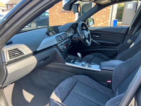 BMW 3 Series 2.0 320i M Sport Saloon 4dr Petrol Auto xDrive Euro 5 (s/s) (184 ps) 40