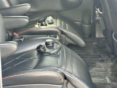Nissan Elgrand HIGHWAY STAR 2.5 V6 19