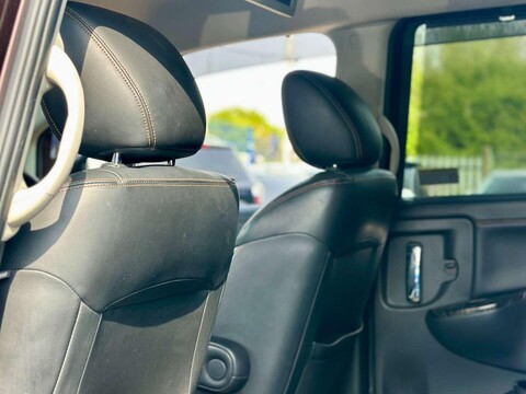 Nissan Elgrand HIGHWAY STAR 2.5 V6 20