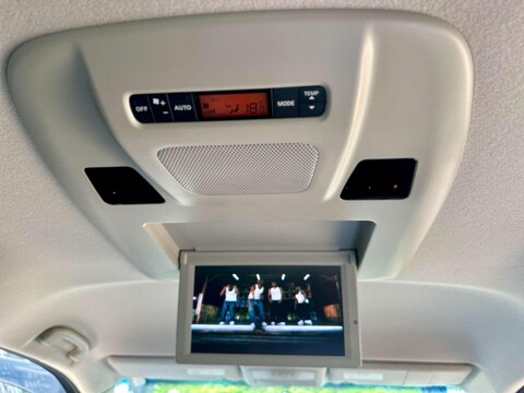 Nissan Elgrand HIGHWAY STAR 2.5 V6 23