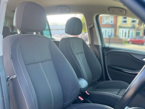 Vauxhall Zafira 2.0 Zafira Tourer SRi CDTi Auto 5dr 11