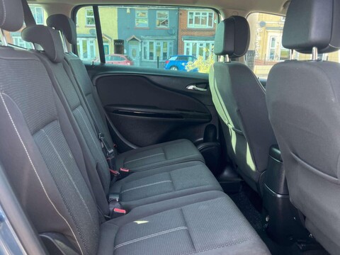 Vauxhall Zafira 2.0 Zafira Tourer SRi CDTi Auto 5dr 15