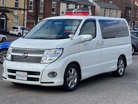 Nissan Elgrand 3.5 V6 HIGHWAY STAR GRADE 4B WOW 5