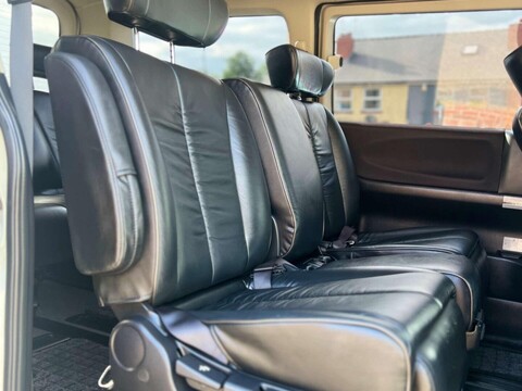 Nissan Elgrand 3.5 V6 HIGHWAY STAR GRADE 4B WOW 16