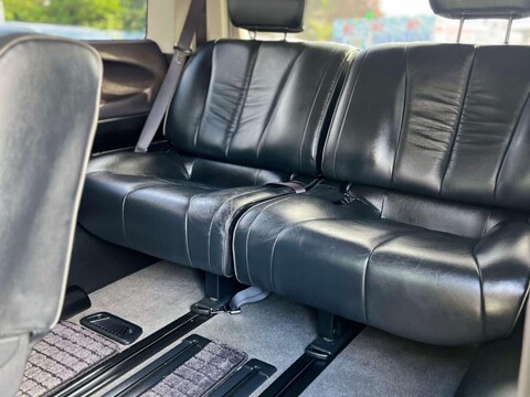 Nissan Elgrand 3.5 V6 HIGHWAY STAR GRADE 4B WOW 43