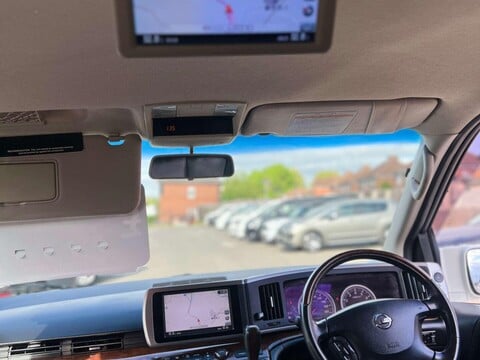 Nissan Elgrand 3.5 V6 HIGHWAY STAR GRADE 4B WOW 50