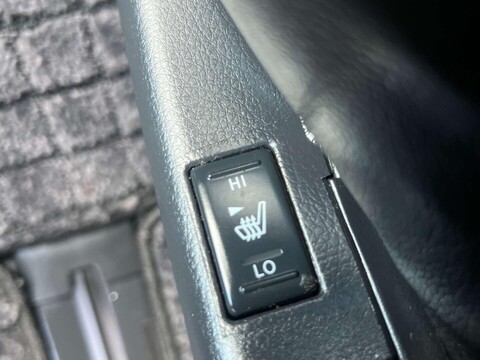 Nissan Elgrand 3.5 V6 HIGHWAY STAR GRADE 4B WOW 66