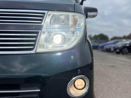 Nissan Elgrand 3.5 V6 HIGHWAY STAR+HIGH SPEC+GENUINE MILES+CARVX 4