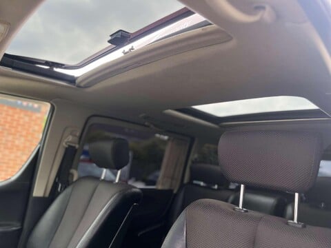 Nissan Elgrand 3.5 V6 HIGHWAY STAR+HIGH SPEC+GENUINE MILES+CARVX 24