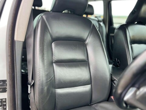 Volvo V70 2.0 V70 SE D3 Auto 5dr 17