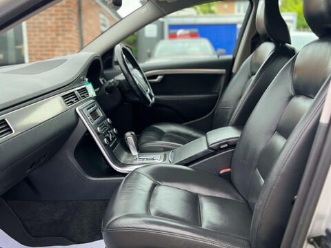 Volvo V70 2.0 V70 SE D3 Auto 5dr 21