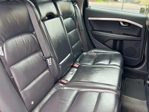 Volvo V70 2.0 V70 SE D3 Auto 5dr 26