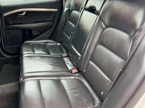 Volvo V70 2.0 V70 SE D3 Auto 5dr 27
