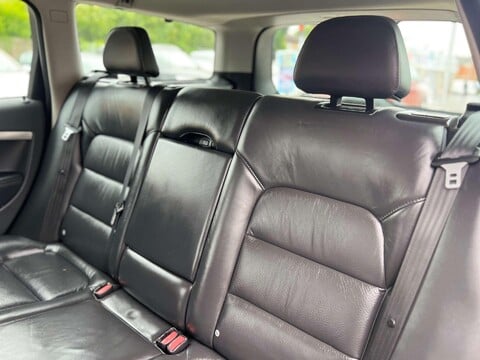 Volvo V70 2.0 V70 SE D3 Auto 5dr 30
