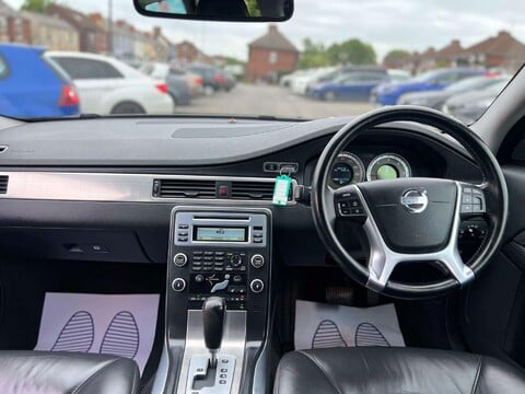 Volvo V70 2.0 V70 SE D3 Auto 5dr 35