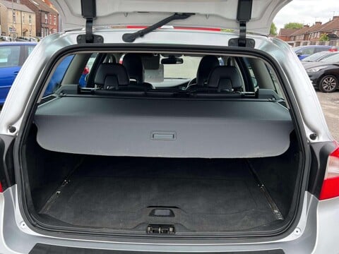 Volvo V70 2.0 V70 SE D3 Auto 5dr 38