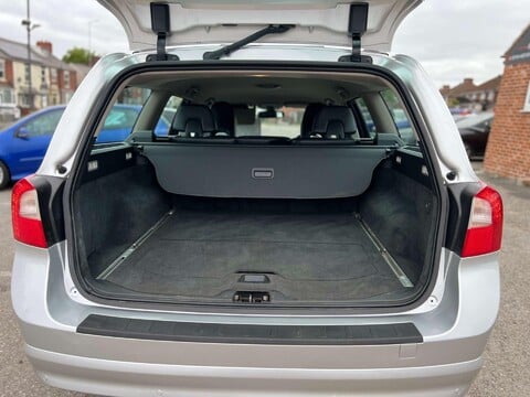 Volvo V70 2.0 V70 SE D3 Auto 5dr 53
