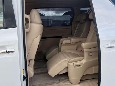 Toyota Alphard +350L PACKAGE+V6+TWIN SUNROOFS+LUXURY+ 24
