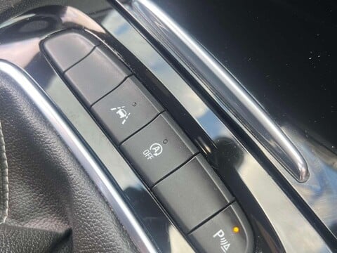 Vauxhall Insignia 1.5 Insignia SRi VX-Line Nav T 5dr 38