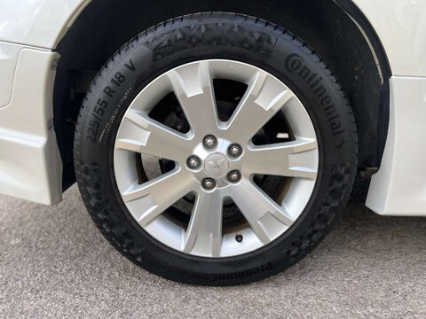 Mitsubishi Delica Roadest 87