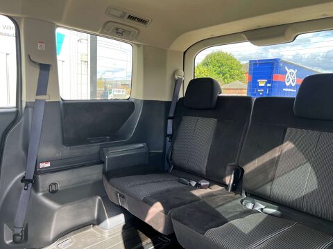 Mitsubishi Delica Roadest 62