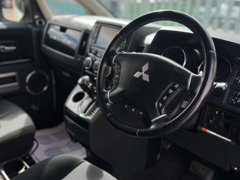 Mitsubishi Delica Roadest 31