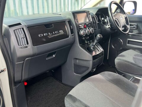 Mitsubishi Delica Roadest 35
