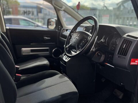 Mitsubishi Delica Roadest 32
