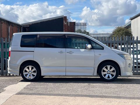 Mitsubishi Delica Roadest 12