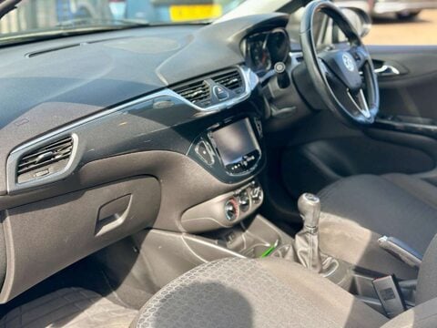 Vauxhall Corsa 1.2i Design Euro 6 5dr 12