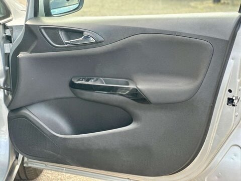 Vauxhall Corsa 1.2i Design Euro 6 5dr 33