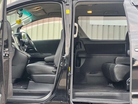 Toyota Vellfire 2.4 ULEZ AUTO+8 SEATS+WARRANTY+QUAD EXHAUST 19