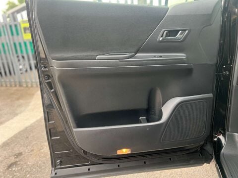 Toyota Vellfire 2.4 ULEZ AUTO+8 SEATS+WARRANTY+QUAD EXHAUST 42