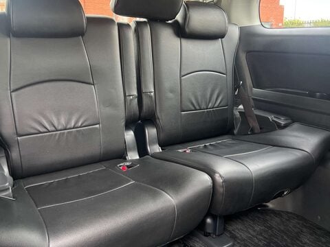 Toyota Vellfire 2.4 ULEZ AUTO+8 SEATS+WARRANTY+QUAD EXHAUST 36