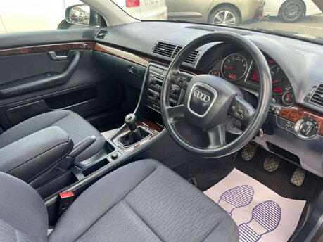 Audi A4 2.0 SE 4dr 1