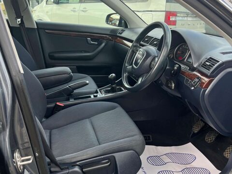 Audi A4 2.0 SE 4dr 9