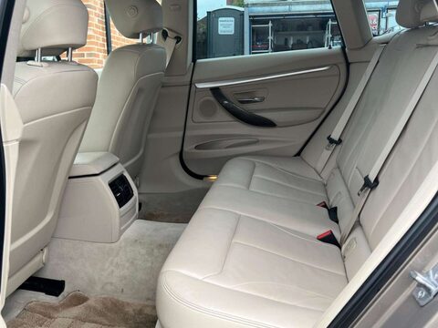BMW 3 Series 320i LUXURY GT Auto 16