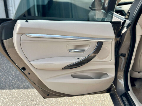 BMW 3 Series 320i LUXURY GT Auto 59
