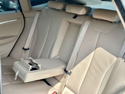 BMW 3 Series 320i LUXURY GT Auto 48