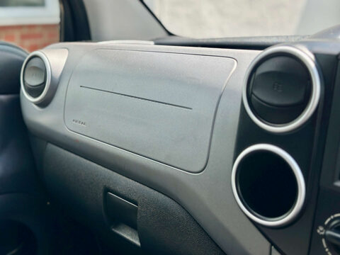 Citroen Berlingo Multispace 1.6 Berlingo Multispace XTR Blue HDi Semi-Auto 5dr 41