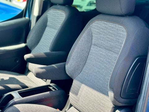 Citroen Berlingo Multispace 1.6 Berlingo Multispace XTR Blue HDi Semi-Auto 5dr 13