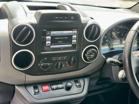 Citroen Berlingo Multispace 1.6 Berlingo Multispace XTR Blue HDi Semi-Auto 5dr 39