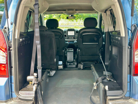 Citroen Berlingo Multispace 1.6 Berlingo Multispace XTR Blue HDi Semi-Auto 5dr 23