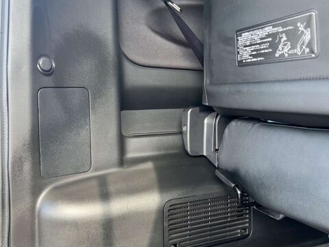 Nissan Elgrand 3.5+HIGHWAY STAR+GRADE 4+WARRANTED MILES 49