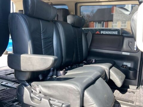 Nissan Elgrand 3.5+HIGHWAY STAR+GRADE 4+WARRANTED MILES 57