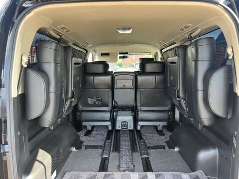 Nissan Elgrand 3.5+HIGHWAY STAR+GRADE 4+WARRANTED MILES 68
